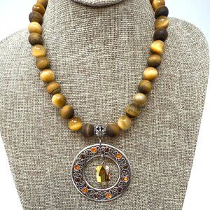😍FALL/25😊Golden Togers Eye Crystal Amulet